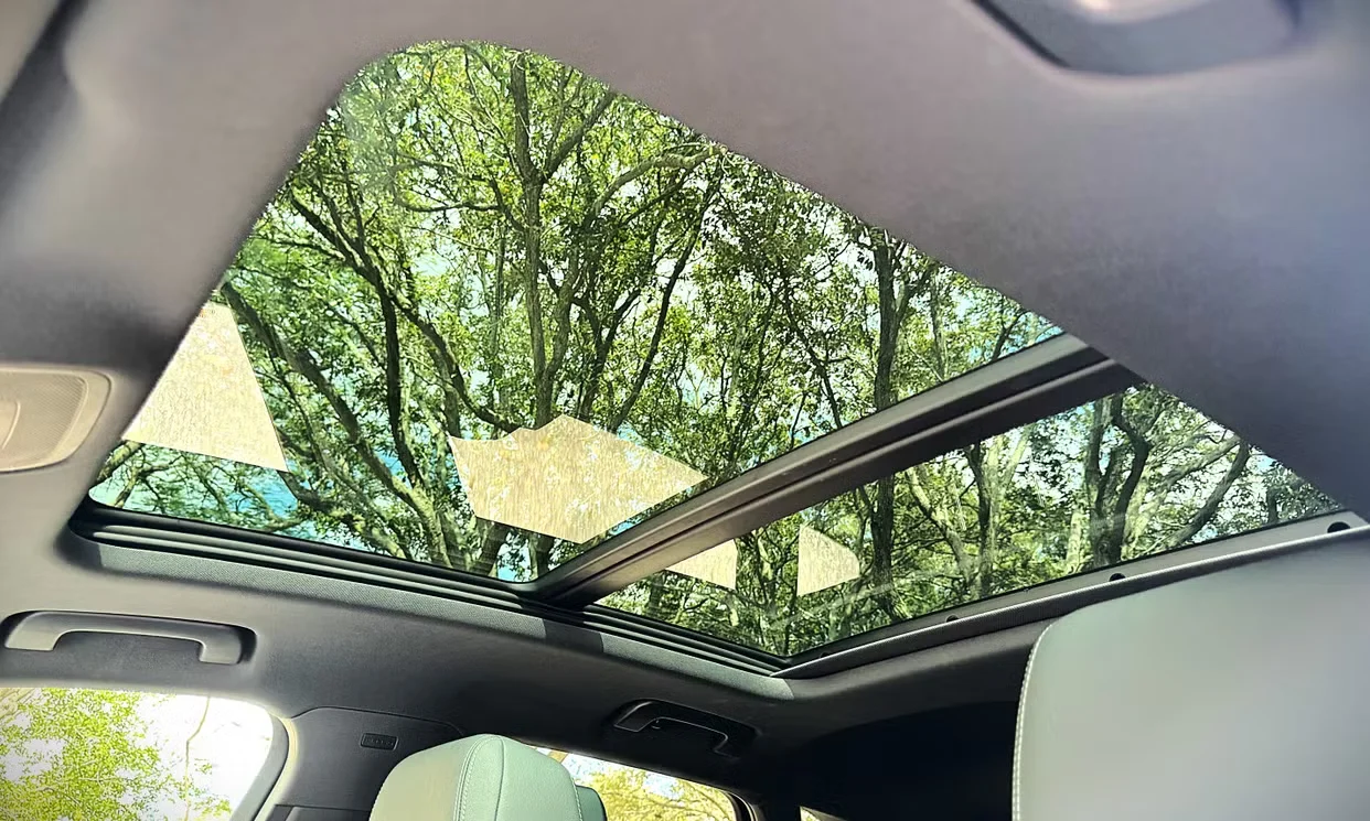 2021 Audi Q3 view 5