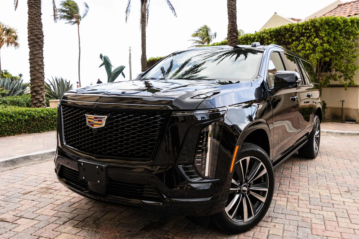 2025 Cadillac Escalade ESV